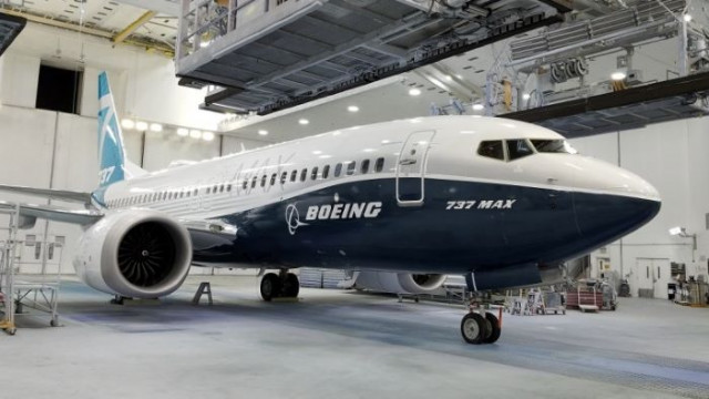 Разхлабени болтове са причина за падналия панел на самолет Boeing 737 MAX 9